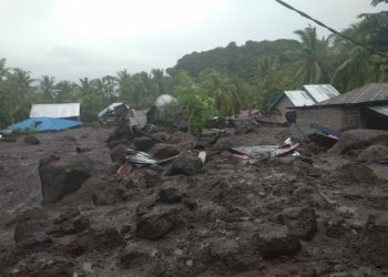 Banjir di Flores : 41 Meninggal, 27 Orang Masih Hilang