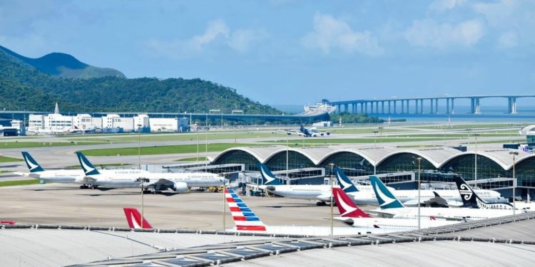 Hong Kong Tutup Total Penerbangan dari India, Pakistan dan Filipina