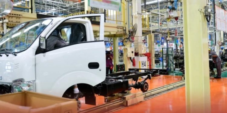 Indeks Manufaktur Indonesia Lewati ASEAN dan Korea
