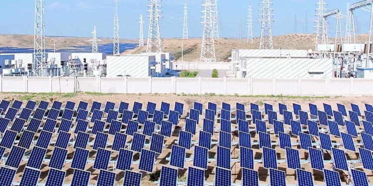 Huawei Dukung Pengurangan Emisi Karbon Global dan Promosikan Energi Hijau