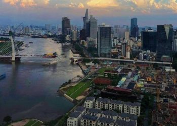 Wabah Covid-19 Melonjak, Pemerintah Vietnam Karantina Ketat Kota Ho Chi Minh