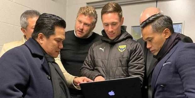 Pengusaha Indonesia, Anindya Bakrie dan Erick Thohir Segera Beli 51 Persen Saham Oxford United