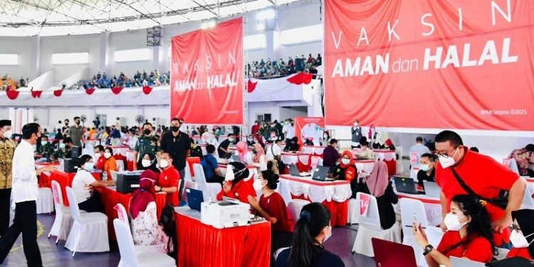 Vaksinasi Covid-19 di ASEAN Masih Tertinggal Jauh Dibanding Eropa dan AS