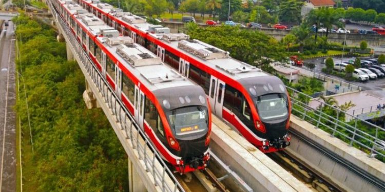 Investasi Rp23,3 Triliun, LRT Jabodebek Siap Beroperasi 2022 1 Investasi Rp23,3 Triliun, LRT Jabodebek Siap Beroperasi 2022