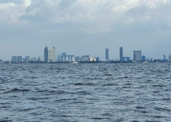 Laut Teluk Jakarta Tercemar Senyawa Obat-obatan, Berbahayakah?