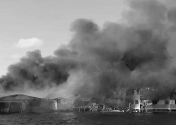 Pulau Wisata Guanaja di Karibia Terbakar Hebat