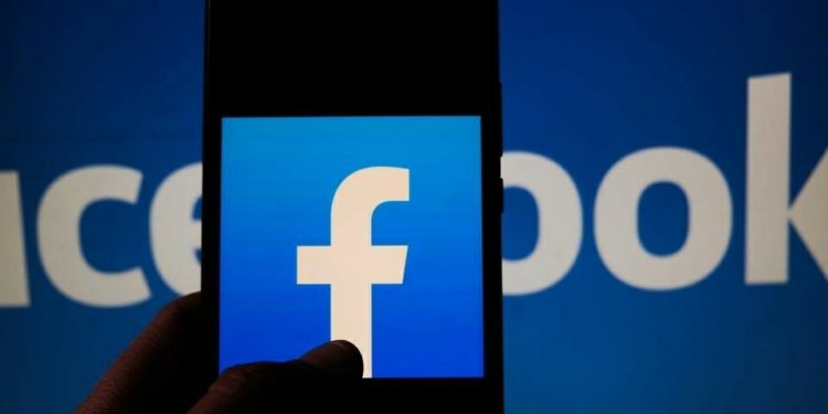 Risiko Monopoli dan Dugaan Sabotase Facebook, WhatsApp dan Instagram