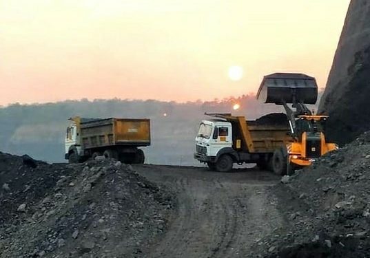 Krisis Energi, India Desak Perusahaan Tambang Genjot Produksi Batubara