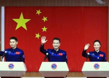 3 Astronaut China Tiba di Stasiun Luar Angkasa untuk Misi 6 Bulan
