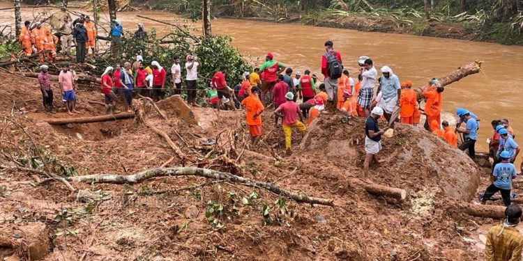 Sungai Meluap dan Tanah Longsor di India, 25 Orang Tewas