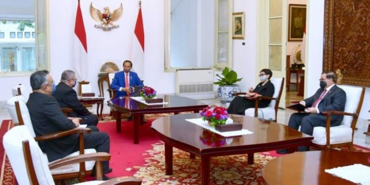 Indonesia dan Malaysia Sepakat Percepat Penyelesaian Batas Maritim 1 Indonesia dan Malaysia Sepakat Percepat Penyelesaian Batas Maritim