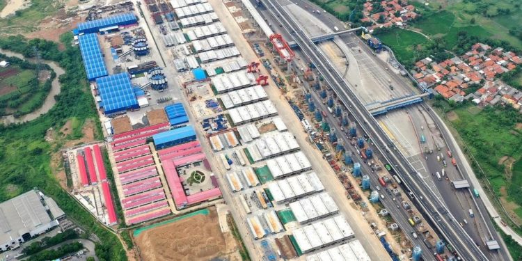 CDB Tanggung 75 Persen Pendanaan Proyek Kereta Cepat Indonesia-China