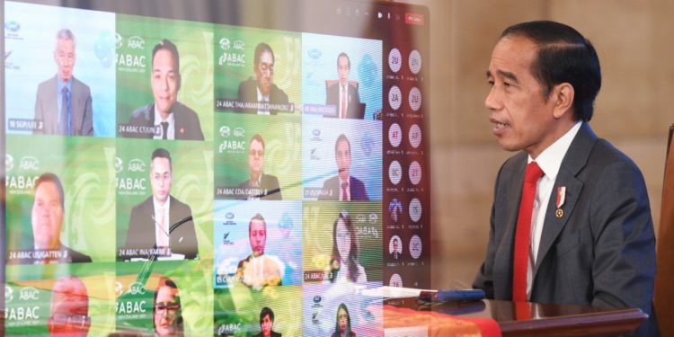 KTT APEC-ABAC: Jokowi Fokus Bangun UMKM dan Mitigasi Perubahan Iklim