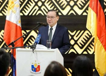 Filipina Kecam Keras Kapal Penjaga Pantai China 1