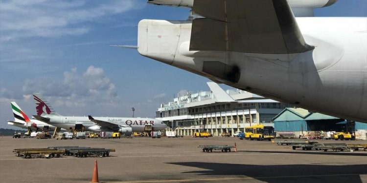 Terjerat Utang, China Ambil Alih Bandara Internasional Uganda