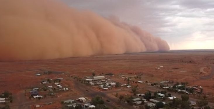 Queensland, Australia Diterjang Badai Debu