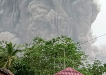 ERUPSI GUNUNG SEMERU: 13 Orang Meninggal, Seribuan Warga Mengungsi