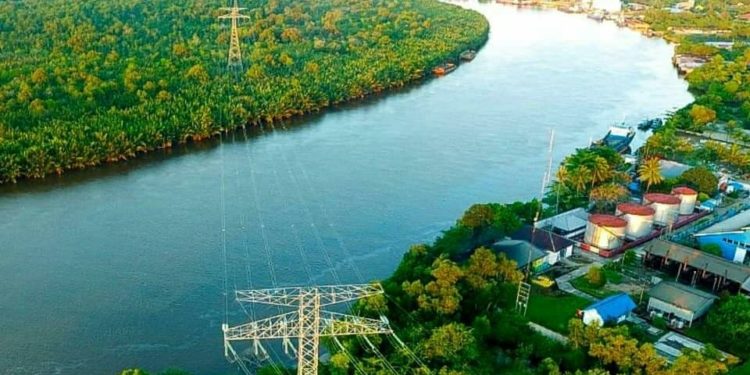 ADB Gelontarkan Rp8,58 Triliun ke PLN Bangun Energi Hijau di Indonesia