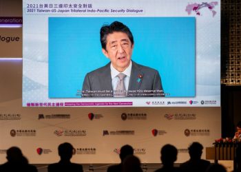 Shinzo Abe: Taiwan Terancam, Dunia Ikut Terancam