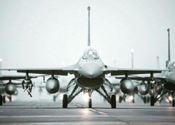Jet Tempur Taiwan Jatuh di Laut Saat Latihan Perang