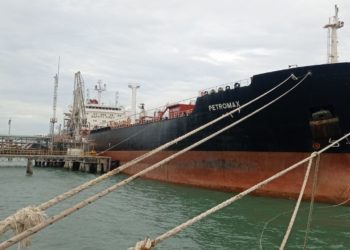 Pertamina Sukses Ekspor 150 Ribu Barel Minyak ke Thailand