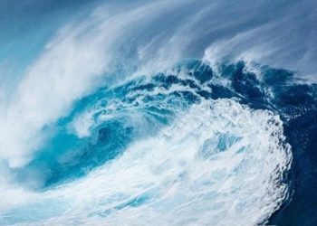 Gelombang 6 Meter Mengancam Jalur Pelayaran di Indonesia