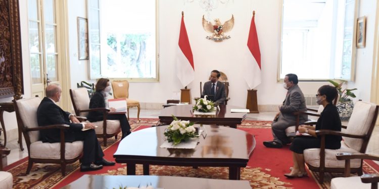 Jokowi Bertemu Menteri Angkatan Bersenjata Prancis Bahas Indo Pasifik