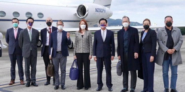 Ancaman Invasi China, Joe Biden Yakinkan Taiwan Didukung Penuh AS