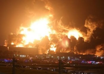 Kilang Saudi Aramco Terbakar, Harga Minyak Dunia Tembus USD120 per Barel