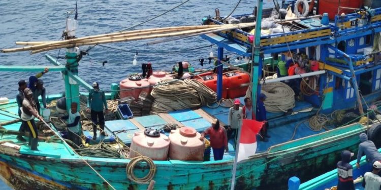 Illegal Fishing, 22 Kapal Ikan Indonesia Dan Asing Ditangkap | AsiaToday.id