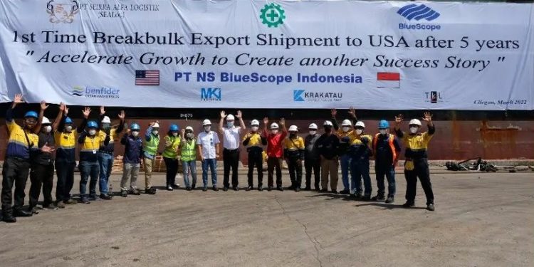 Krakatau Steel Kolaborasi NS BlueScope Ekspor 4.600 Ton Baja Lapis ke AS