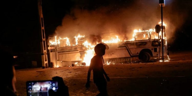 Sri Lanka Bergolak, Sejumlah Menteri Mundur dari Jabatan