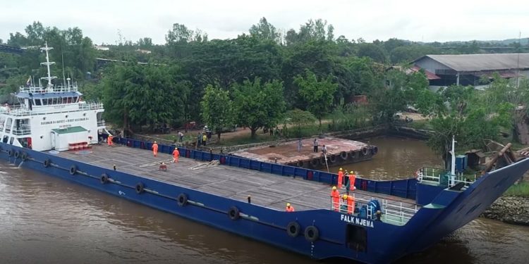 Uni Komoro Beli Kapal ‘Landing Craft Tank’ Indonesia Senilai Rp21 Miliar
