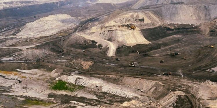 Krisis Energi, India akan Buka Kembali 100 Lebih Tambang Batubara
