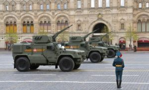 Peringati Hari Kemenangan, Rusia Pamerkan Peluncur Rudal Balistik Antarbenua Yars 4