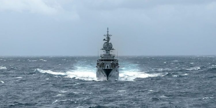 Kapal Mata-mata China Terdeteksi di Lepas Pantai Australia Barat 1