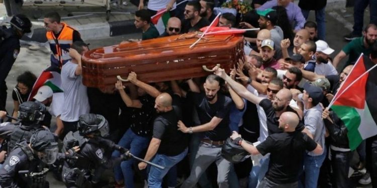 Biadab! Polisi Israel Serang Pengantar Jenazah Jurnalis AlJazeera