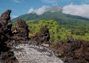 Geowisata Batu Angus di Ternate Layak Masuk Geopark Indonesia