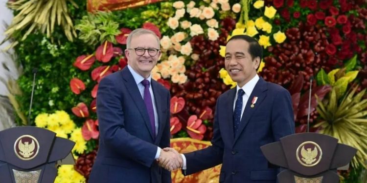 IA-CEPA: Jokowi Minta Australia Perluas Ekspor Mobil CBU Indonesia