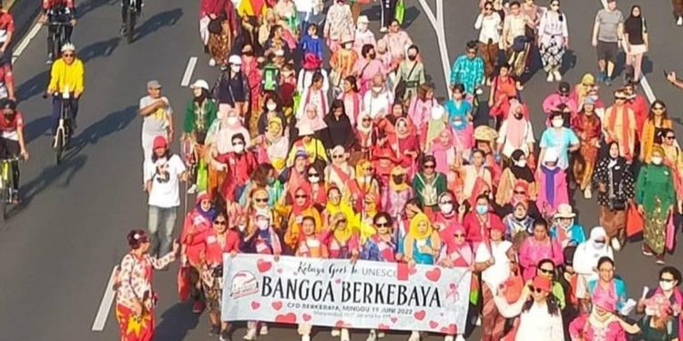 Perempuan di Indonesia Gaungkan KEBAYA Jadi Warisan Dunia UNESCO 1