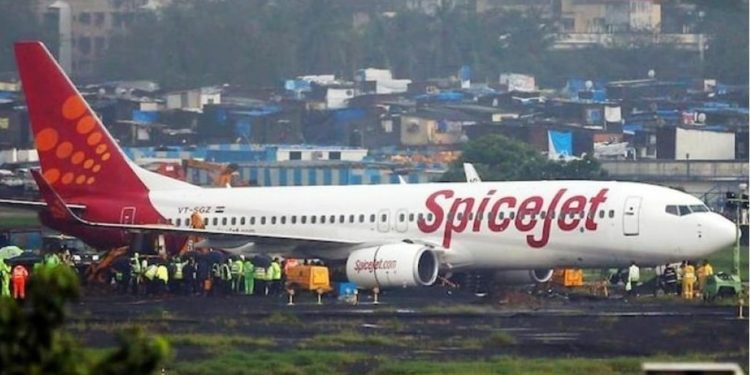 Mesin Terbakar, Pesawat SpiceJet di India Mendarat Darurat