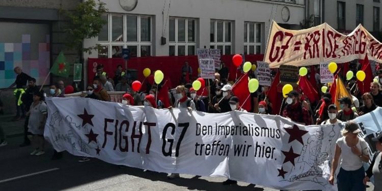 Oxfam Kecam G7 karena Membiarkan Jutaan Orang Kelaparan di Dunia