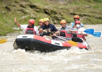 Desa Wisata di Indonesia ini Tawarkan Arung Jeram, Pesona Hujan Abadi dan Green Canyon