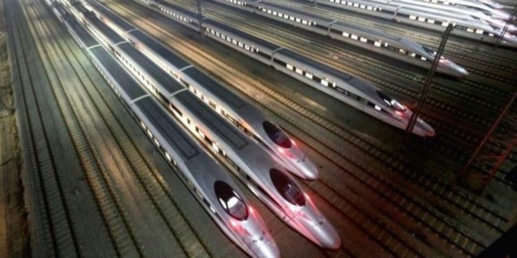 China Mulai Kirim 11 Rangkaian Kereta Cepat Jakarta-Bandung ke Indonesia 1