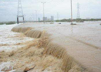 BENCANA IKLIM: Kota Karachi Pakistan Diterjang Banjir, 11 Orang Tewas 1