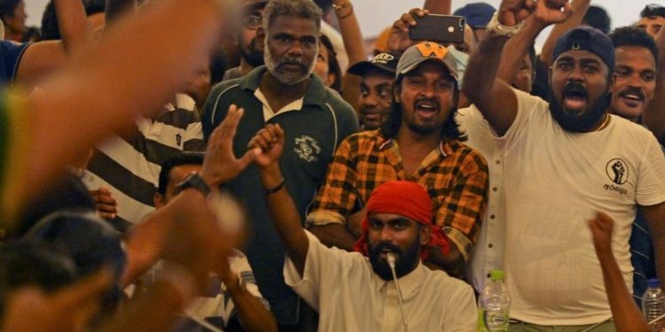Presiden Rajapaksa Kabur ke Maladewa, Sri Lanka Darurat Nasional 1