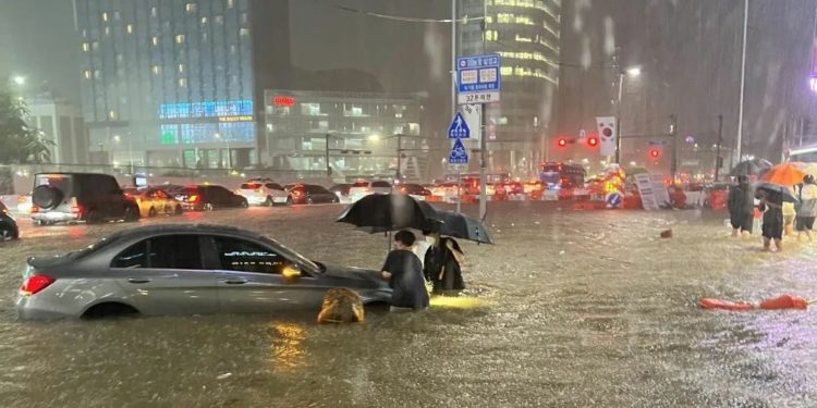 BENCANA IKLIM: Kota Seoul Lumpuh Diterjang Banjir, 7 Orang Tewas 1