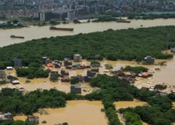 BENCANA IKLIM: China Diterjang Banjir Bandang, 16 Orang Tewas dan Puluhan Hilang 1
