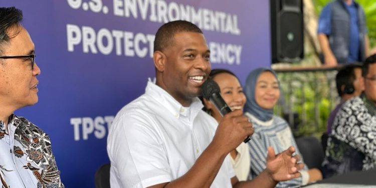 US EPA Kunjungi Pejuang Lingkungan di Bali