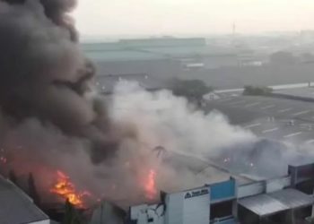 Diawali Ledakan, Kawasan Industri Jababeka Terbakar Hebat